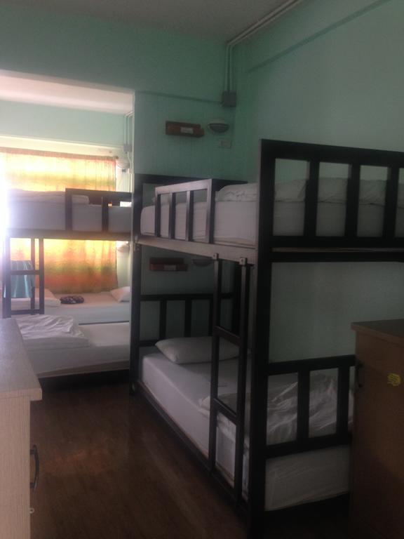 Khaosan Immjai Albergue Bangkok Habitación foto